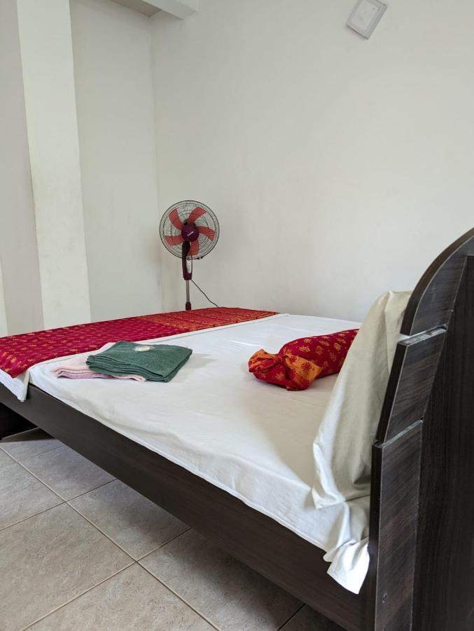 Shiranthi Guest House Rajagiriya Luaran gambar